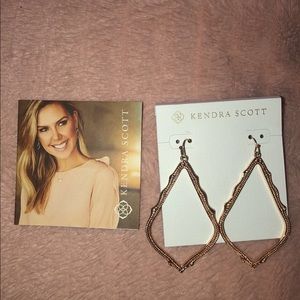 Kendra Scott rose gold earrings